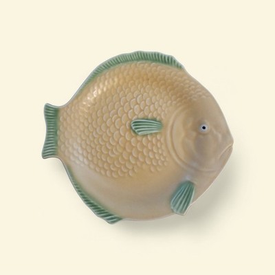7 Shorter & Sons Yellow Art Deco Fish shaped plates and platter