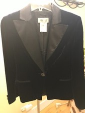 Feraud Stunning Velvet Elegant Blazer Size 6 Bluish Purple