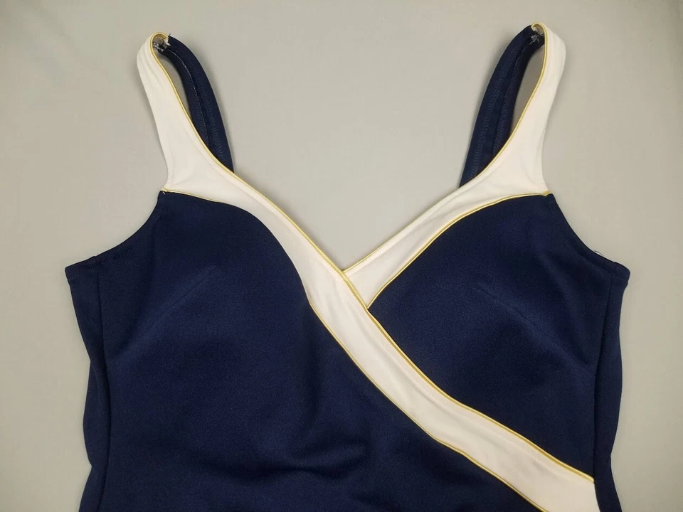 Traje de baño Longitude de una pieza 20W pin up azul blanco falda estilo años 70 de colección baño Foto 2 de 4
