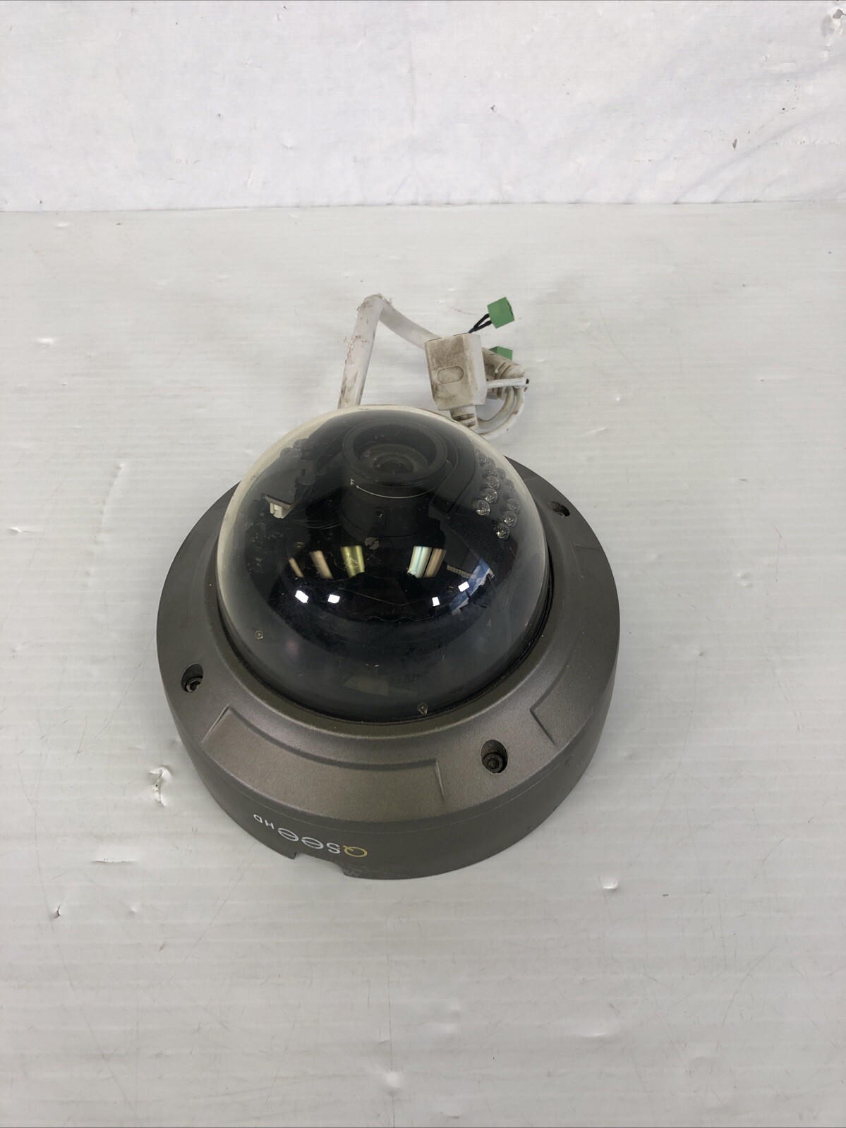 Q-see QTN8040D IP 4MP HD Varifocal Dome Security Camera PoE