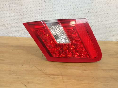 Mercedes W212 Limousine Bj.2012 Heckleuchte Hinten Rechts A2129060258