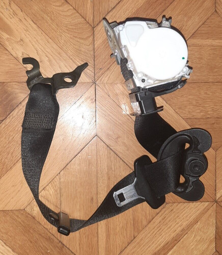 BMW E87 E90 E91 Gurt Obergurt vorne links mit Kraftbegrenzer