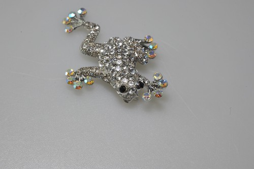 Brooch signed  AB silver  tone  rhinestone climbing  frog figural Labella  PC12 - Bild 4 von 9