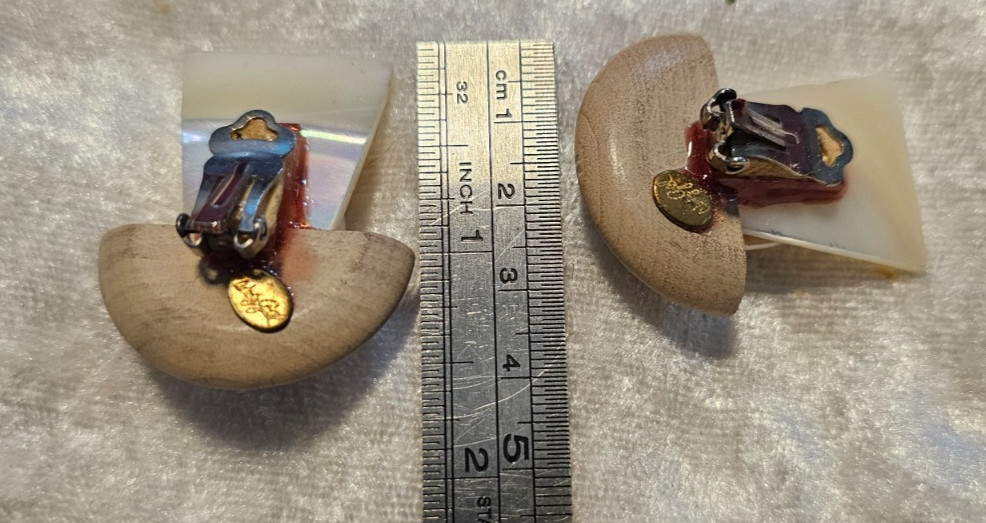 Wendy Gell Clip Earrings Art Deco Style Wood White Quartz Faux Pearl 