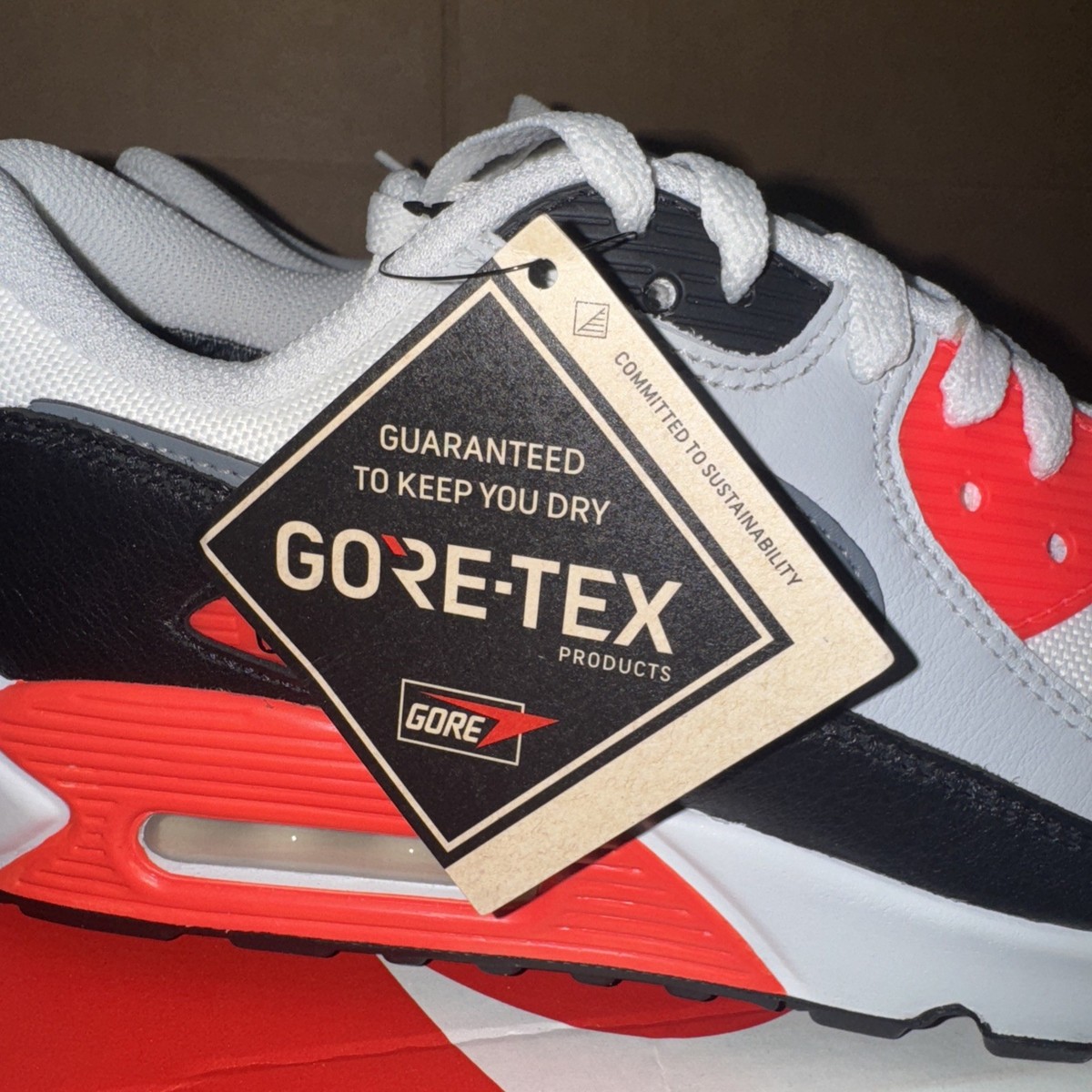 Nike Air Max 90 Gor-Tex Infrared FD5810-101 Men Size 8 Brand New