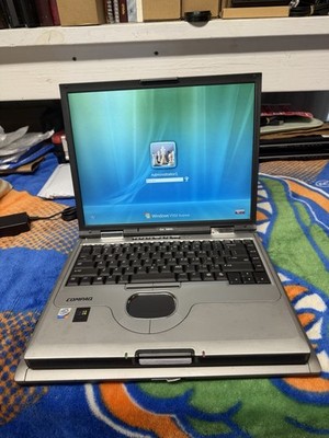 Vintage HP  Compaq N800c Laptop
