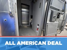 2024 Airstream Classic 33FBT