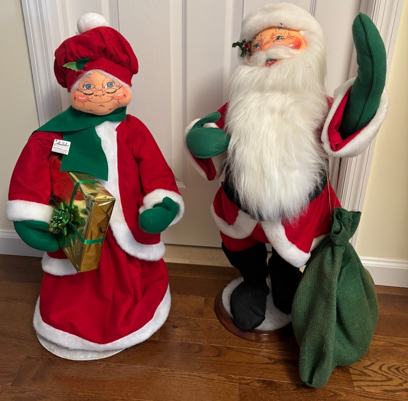 Annalee Doll Extra Large Mr Mrs Santa Claus Set Gold Foil Gift