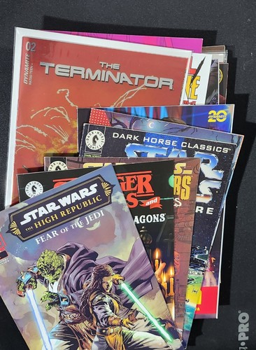 Mixed Lot of Over 40 Comics • Modern/Ultra Modern Variants, Foils, And More! - Picture 5 of 5