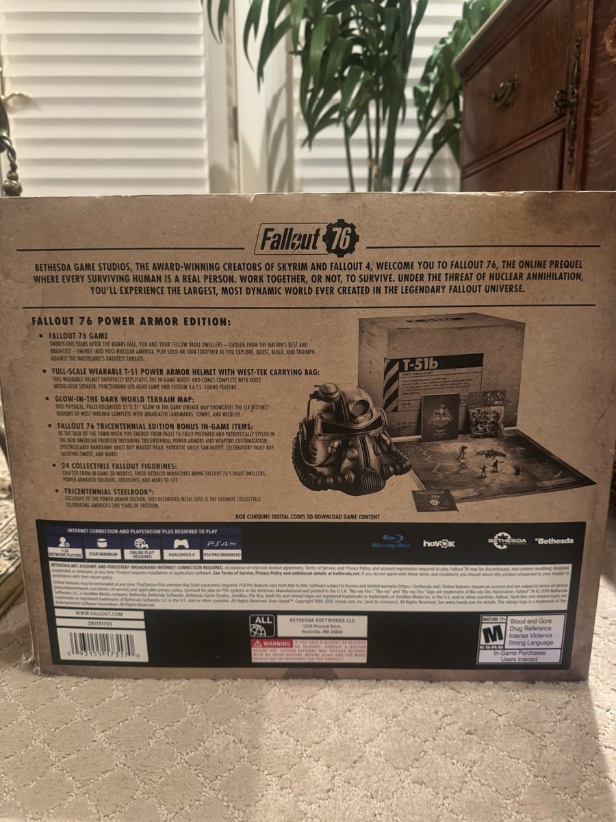 Fallout 76 Power Armor Collector's Edition T-51b Helmet with Bag