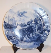 Collector Plate-1984 Holland Delft Blauw Blue-Hand Decorated-10 1/2" + Holder