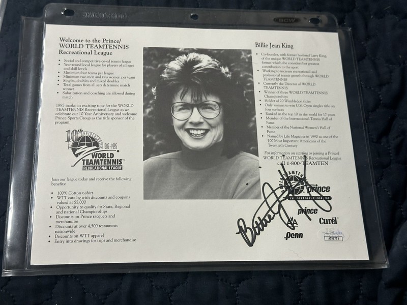 Billie Jean King Signed 8x10 Photo w/ JSA COA