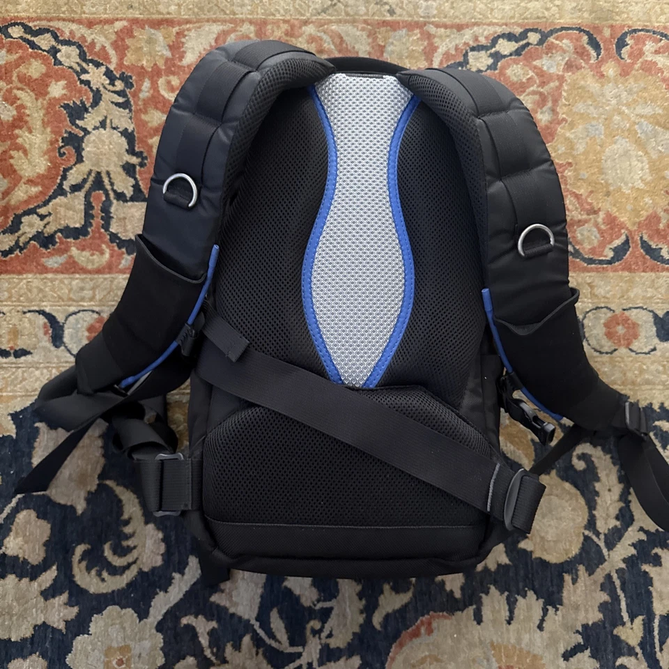 Think Tank Camera Bag StreetWalker HardDrive V2.0 Backpack Drone - Image 3 of 4