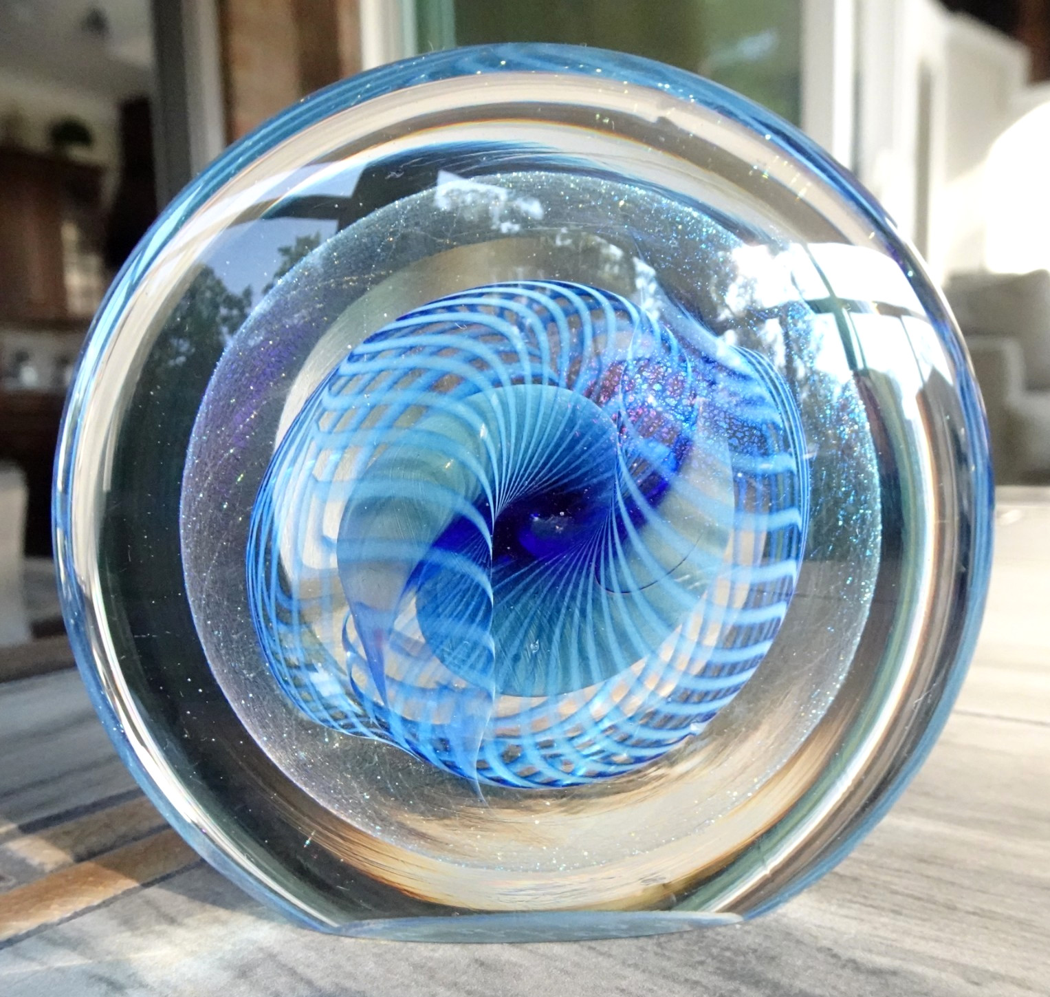 Signed Robert Eickholt Dichroic Pulled Ribbon Art Glass Disc Paperweight 1990