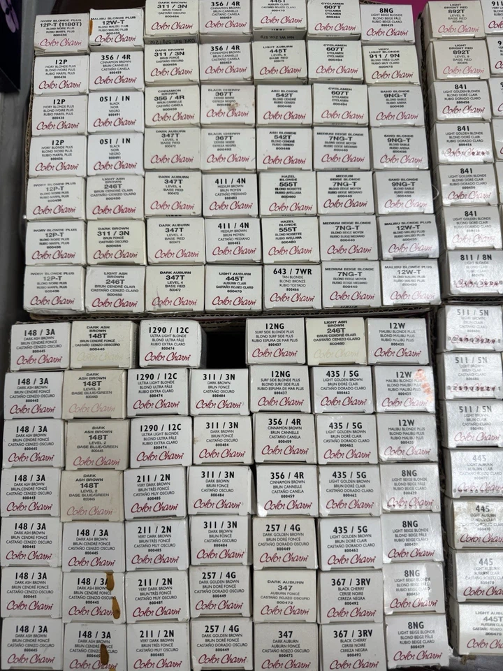 Gel permanente Wella color charm 2 oz 445T castaño rojizo claro, sellado sin caja Foto 2 de 4