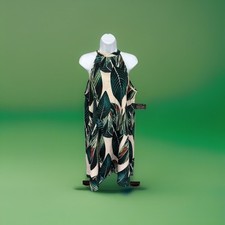 Sleeveless Dress Large  Leaf pattern 