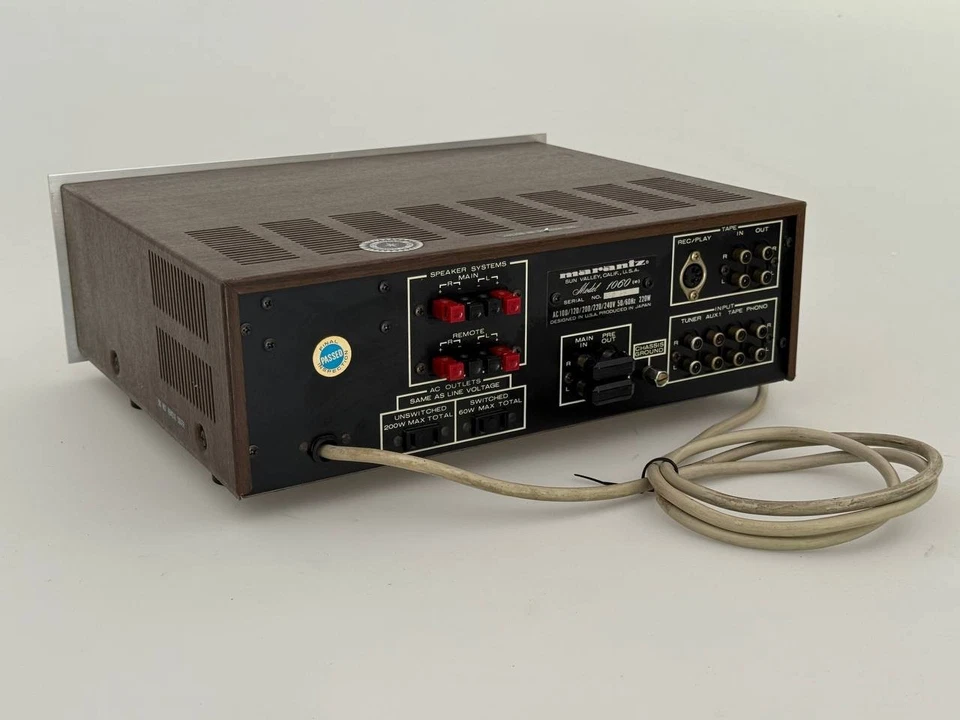 Marantz Model 1060 - Amplificatore stereo integrato Made in Japan - Immagine 2 di 4