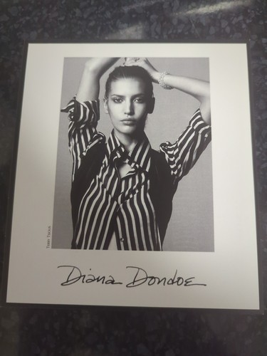 Diana Dondoe card sed card AUTHENTIC RARE Img