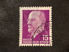 GERMANY EAST DDR DEUTSCHE DEMOCRATIC REPUBLIC 1961 WALTER ULBRICHT 15 PFG VIOLET