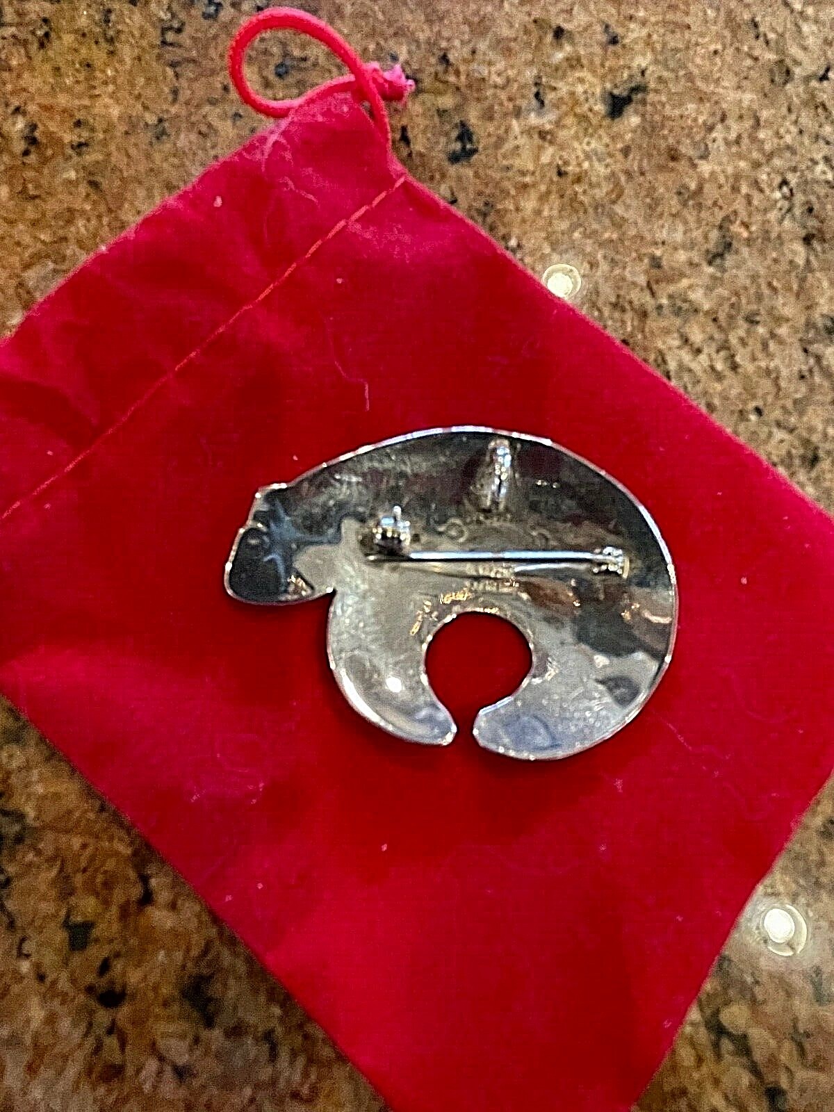 Vintage Geraldine Yazzie Heart Line Bear Sterling Bro… Gem