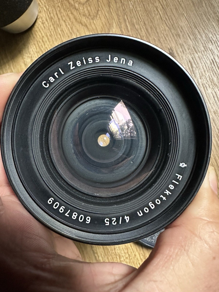 Carl Zeiss Jena 25mm F4 Flektogon Lens For Exakta Mount Carl Zeiss Jena 25mm F4 Flektogon Lens For Exakta Mount
