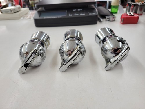 Vintage Set Of 3 Chrome Liquor Bottle Pourer Spout Stopper Mid-Century Bar Deco - Picture 3 of 9