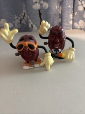 Nice Vintage 1988 The California Raisins Wind-up 2 figures Video