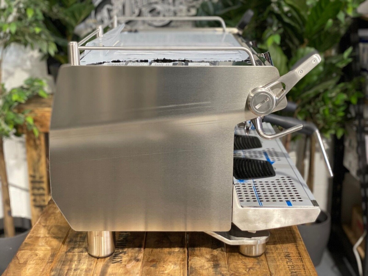 RANCILIO S21 2 GROUP BRAND NEW STAINLESS ESPRESSO COFFEE MACHINE