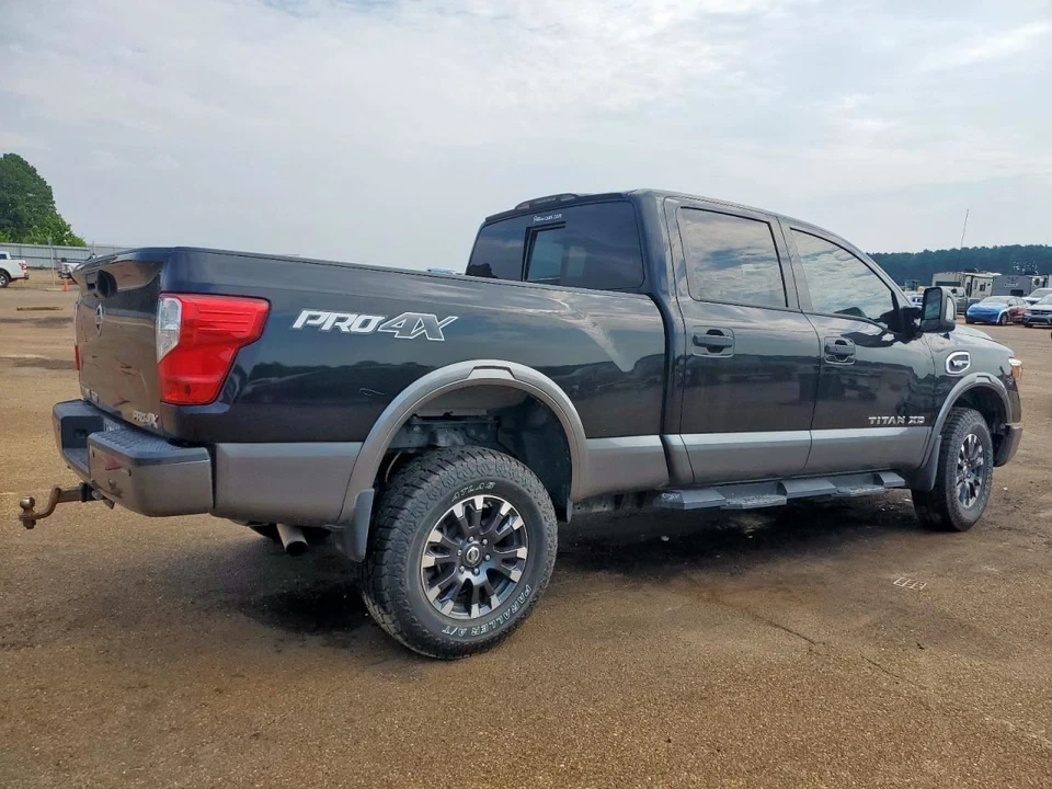 TITAN XD 2017 Fuel Vapor Canister 1851947 - Image 3 of 4