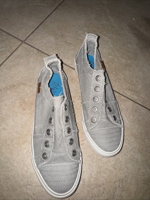 New BLOWFISH MALIBU, STYLE NAME PLAY SNEAKERS Gray SMOKED, SIZE 10 P7