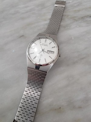 ALMOST PERFECT SEIKO King Quartz 5856-8090
