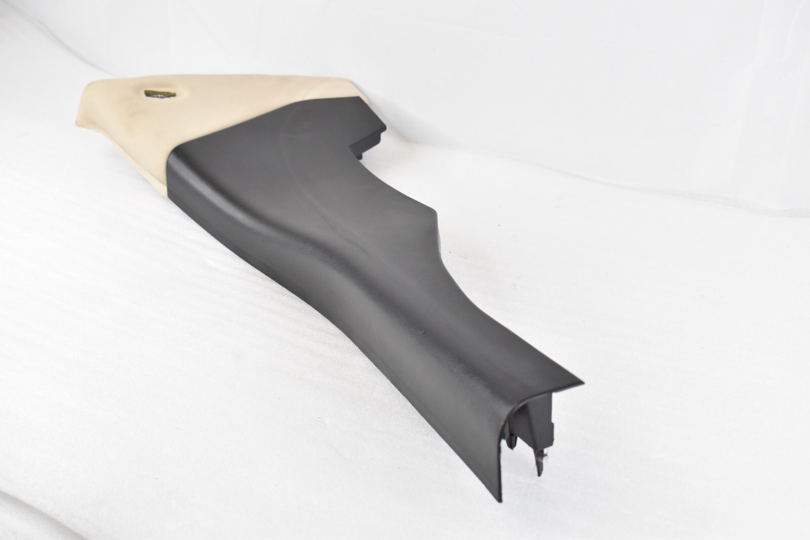 🚀 2014-2019 MASERATI GHIBLI S RIGHT PASSENGER REAR C PILLAR TRIM COVER OEM
