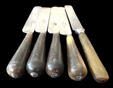 Antique Sheffield Lot of 5 Dinner Knives w/Polished Antler Horn Handles (8 in.)