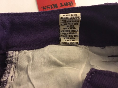 Women’s Denim Jeans Sz 9 ( 32’ X 30”) Dark Purple Design Distressed NWT - Picture 8 of 10