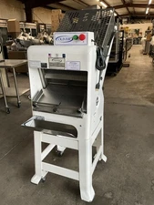 Oliver Gravity Feed Bakery Bread Slicer 797-32NC Artisan Bread Sliced