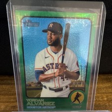 2022 Topps Heritage Yordan Alvarez #189 Chrome Green Border Refractor /273