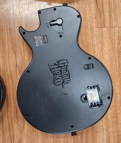 Guitar Hero Gibson Les Paul Xbox 360 / PS3 Wireless Lot For Parts Untested As Is - Picture 15 of 18