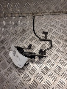 Subaru Legacy 2001 Kraftstoffverteiler Einspritzleiste Verteilerrohr DRA16294