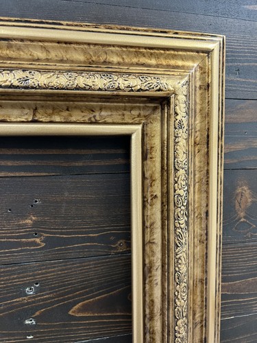 30 X 40 In Stock-Traditional vintage style wood frame, MARBLE GOLD, wood picture - Picture 6 of 10