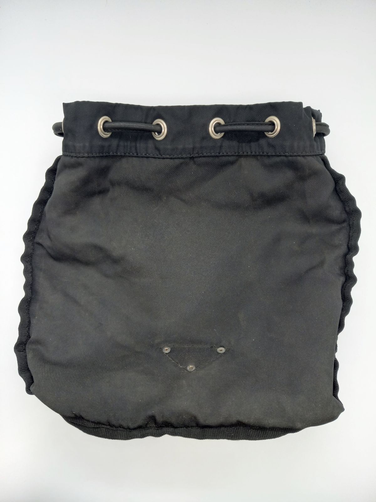 Good Condition PRADA Prada Drawstring Pouch Trian… - image 18