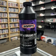 Wynn’s Dot 4 Brake Fluid 1QT (32 FL OZ)