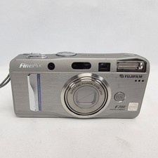 Fujifilm FinePix F Series F700 6.2MP Digital Camera Silver Parts Only