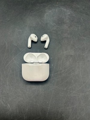 Apple AirPods Pro 2nd Generation with MagSafe Wireless Charging Case (USB C)
