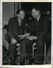 1941 Press Photo New York Coach Ed Kelleher & Dave MacMillan at Convention NYC 1941 Press Photo New York Coach Ed Kelleher & Dave MacMillan at Convention NYC