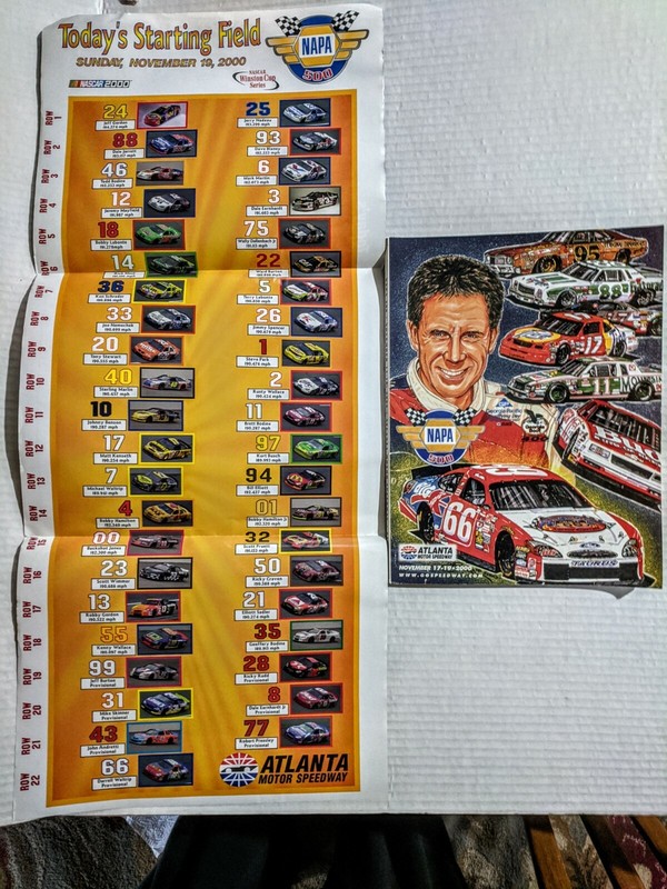 2000 Atlanta Speedway  NAPA 500 Official NASCAR Race Magazine w/Line-up Insert
