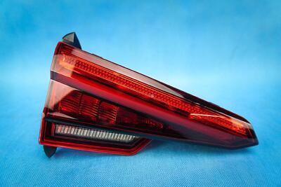 Audi A4 S4 8W B9 Limousine Matrix Heckklappenleuchte hinten links 8W5945093C