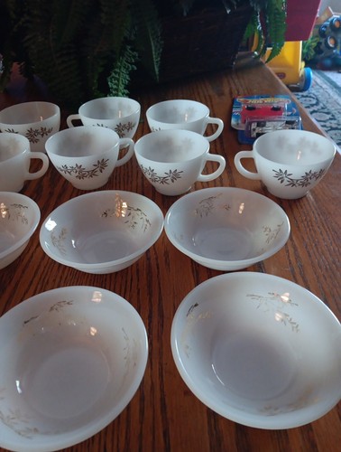 Federal Milk Glass Cups,sauce Bowl,sugar And Creamer 20 Pcs. - Picture 4 of 5