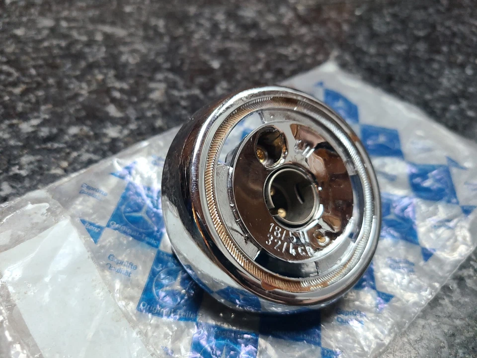 Mercedes 190SL Parking Light housing 1218200220 New NOS oem genuine - Image 4 of 4