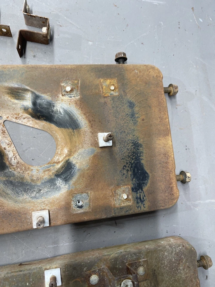 Chevy Impala 1970 soportes de montaje faros cubo Caprice BelAir lámpara principal equipo original Foto 4 de 4