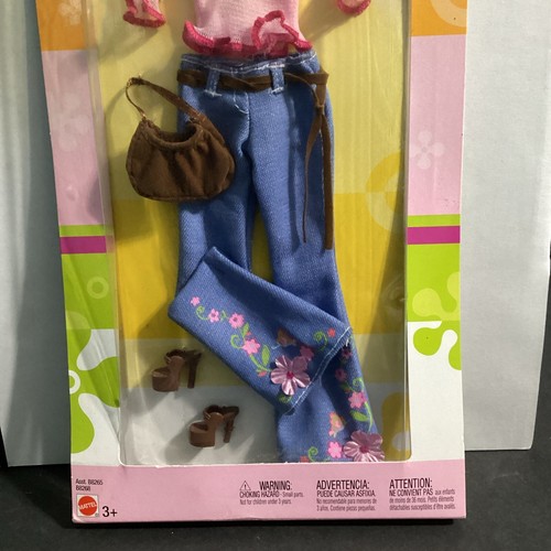 Barbie Style Fashion Fever B8268 Pink Blouse Flare Floral Jeans Bag & Boots - Picture 2 of 6